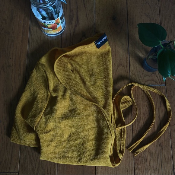 Pretty Little Thing mustard yellow dainty top - Picture 4 of 6